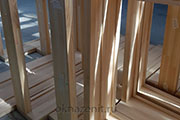 Окосячка для деревянных окон на производстве