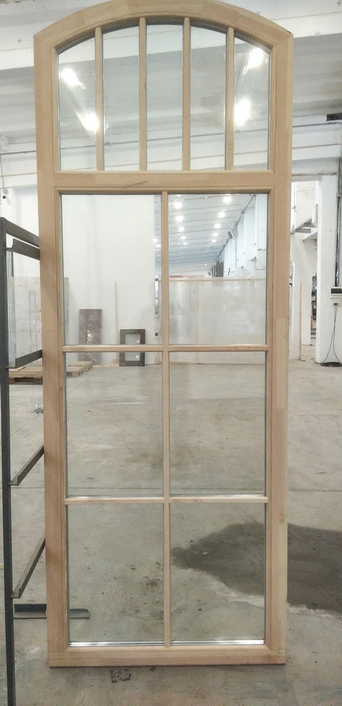 Деревянная входная дверь с филенкой и стеклопакетом за 20100 рублей
